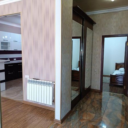 Rent Inn Yerevan On Arami Street Esterno foto