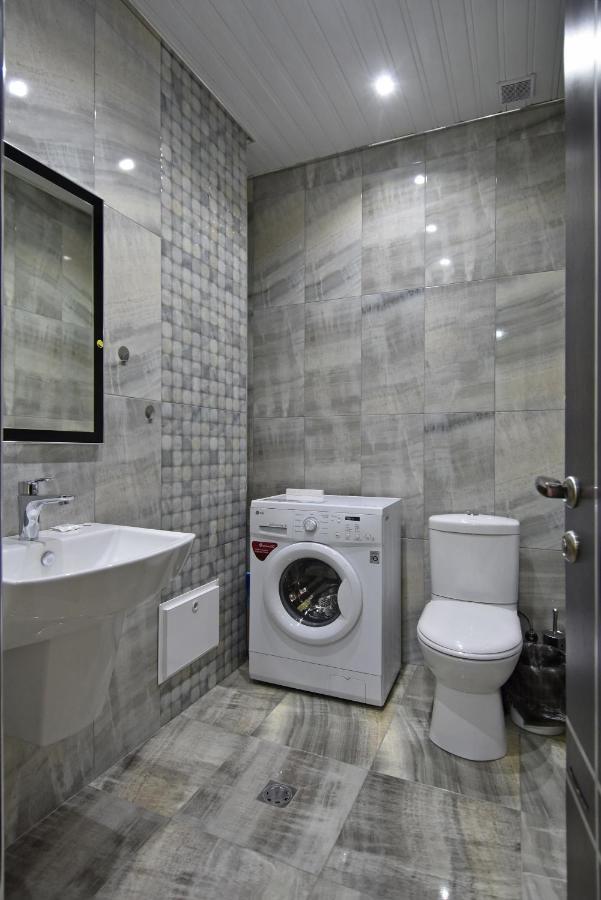 Rent Inn Yerevan On Arami Street Esterno foto