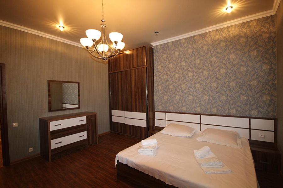 Rent Inn Yerevan On Arami Street Esterno foto
