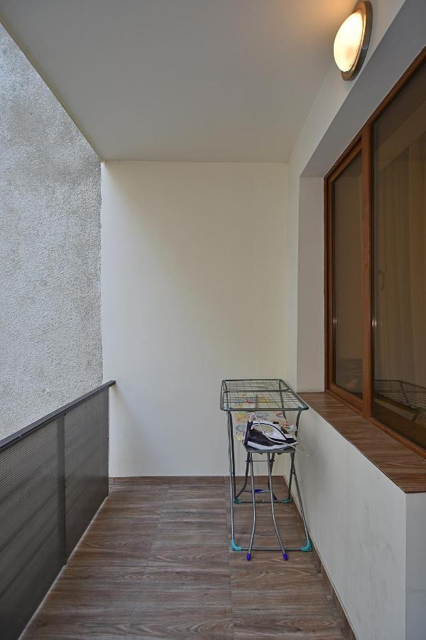 Rent Inn Yerevan On Arami Street Esterno foto